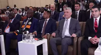 Bakan Bolat: Afrika ile yıl sonuna kadar 400 milyar dolara yakın ihracatımız olacak