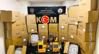 Bayburt'ta Tütün Kaçakçılığına Büyük Darbe: Çok Sayıda Kaçak Ürün Ele Geçirildi