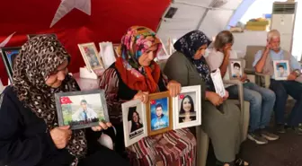 Diyarbakır Anneleri Bin Günü Aşkın Evlat Nöbetinde Kararlılıklarını Sürdürüyor