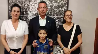 Lösemi Tedavisi Gören Rüzgar, Fenerbahçe Başkanı Ali Koç'un Davetiyle Maçı İzledi