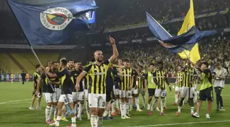 Fenerbahçe'ye kötü haber! Takımın yıldızı aylarca forma giyemeyebilir
