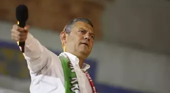 Özgür Özel, Bayrampaşa'da konuştu