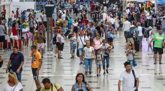 Antalya'da Son Dakika Rezervasyonları Artış Gösteriyor