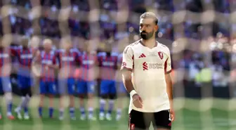 Muhammed Salah, UEFA'nın Filistinli Sporcu Anma Mesajına Tepki Gösterdi