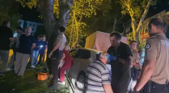 İnegöl'de Trafik Kazası: Yaşlı Sürücü Yaralandı