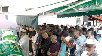 Çanakkale'de Feci Kaza: 6 Kişi Hayatını Kaybetti