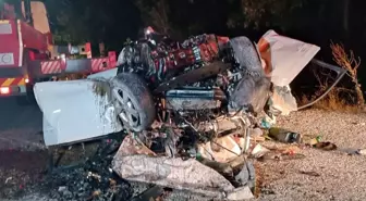 Çanakkale'de Trafik Kazası: 6 Kişi Hayatını Kaybetti