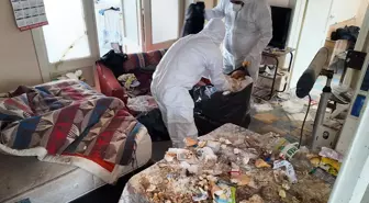 Tepebaşı'nda Bir Evden 550 Kilo Plastik Şişe ve Evsel Atık Çıkarıldı