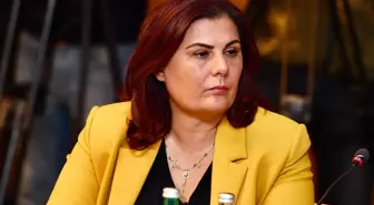 Özlem Çerçioğlu zehir zemberek sözlerle CHP'den istifa etti