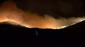 Afyonkarahisar'da Orman Yangınına Müdahale Devam Ediyor