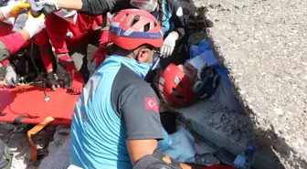 Antalya'da Deprem Tatbikatı Gerçekleşti