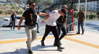 Alanya'da Arkadaşını Öldüren Genç Adliyeye Sevk Edildi