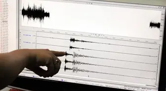 Beşik gibi! Balıkesir Sındırgı'da yine deprem oldu