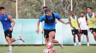 Bodrum FK Teknik Direktörü Burhan Eşer Transfer Sürecine Dair Değerlendirmelerde Bulundu