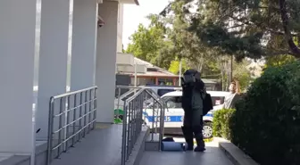 Edirne'de Banka Önünde Şüpheli Çanta Paniği