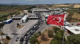 Gurbetçiler Türkiye'ye Veda Etti: Kapıkule'de Duygu Yüklü Anlar