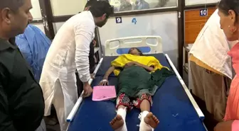 Hindistan'ın Keşmir Bölgesinde Şiddetli Yağışlar 60 Can Aldı