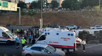 İstanbul servis midibüsü devrildi! Çok sayıda yaralı var