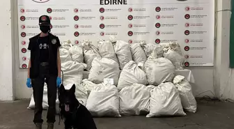 Kapıkule Sınır Kapısı'nda 245 Kilo Esrar Ele Geçirildi