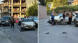 Kavga ettiği eşinin otomobilini cipiyle çarparak hurdaya çevirdi