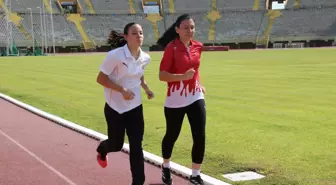 Anne Kız Atletizme Birlikte Devam Ediyorlar