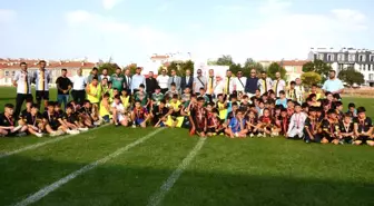 Eskişehir Yaz Kur'an Kursları Arası Zafer Kupası Futbol Turnuvası Tamamlandı