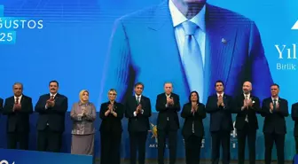 AK Parti'ye geçen belediye başkanının ilk icraatı bu oldu