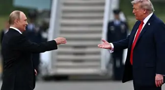 Trump ve Putin Alaska'da Bir Araya Geldi