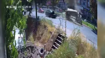 Kayseri'de Trafik Kazası: 4 Yaralı