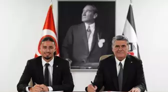 Beşiktaş, Genç Defans Oyuncusu Taylan Bulut ile 5 Yıllık Sözleşme İmzaladı