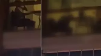 Balkonda kimseye aldırış etmeden uyuşturucu madde kullandılar