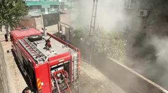 Diyarbakır'da Müstakil Evde Yangın: 2 Kişi Dumandan Etkilendi