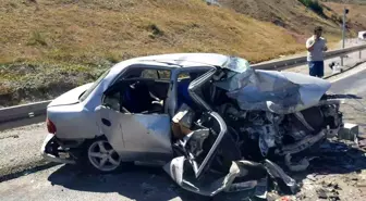 Erzincan'da Trafik Kazası: 4 Kişi Hayatını Kaybetti