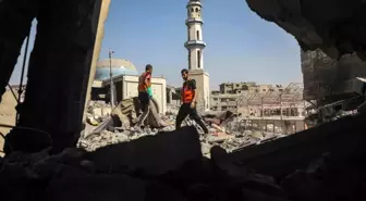 Gazze’de Saldırılarda Hayatını Kaybedenlerin Sayısı 61.897'ye Ulaştı