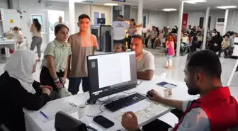 Türkiye'den 411 Bin Suriyeli Ülkesine Döndü