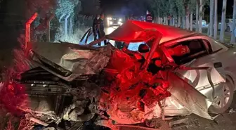 Söke'de Trafik Kazası: Sürücü Kurtarılamadı