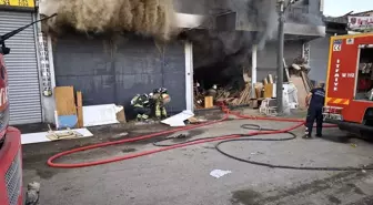 İskenderun'daki Mobilya Atölyesinde Yangın Kontrol Altına Alındı