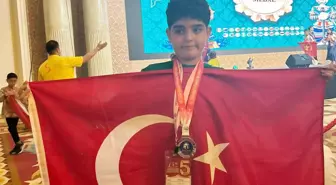 Mersinli Öğrenci Ezel Ali Altın, Matematikte Dünya 3.'sü Oldu