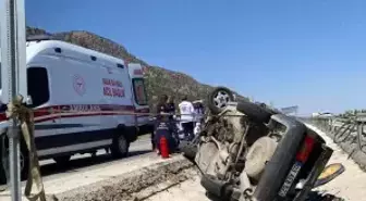Denizli'de Kaza: Otomobil Takla Attı, 4 Kişi Yaralandı