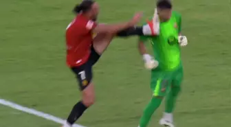Süper Lig'in eski yıldızı bu pozisyonda kırmızı kart gördü