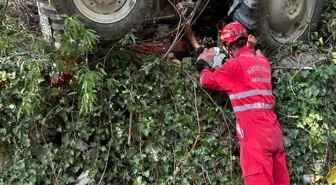 Hatay'da Devriye Ters Dönerek Sürücüsünü Yaraladı