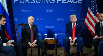 Trump ve Putin Alaska'da Zirve Yaptı