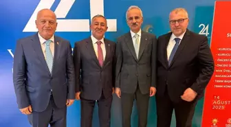 Yıldırım, AK Parti'nin 24'üncü yılında bakanlarla Ankara'da buluştu