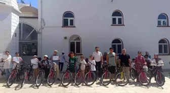 Mersin'de 'Sabah Namazını 40 Gün Camide Kıl' Kampanyası Tamamlandı