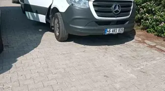 Antalya'da Tur Minibüsü Şoförü Aracında Ölü Bulundu