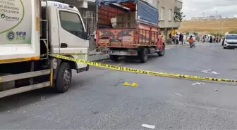 Avcılar'da Yan Bakma Sebebiyle Kanlı Tartışma: Bir Kişi Hayatını Kaybetti