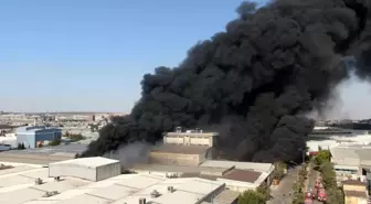 Gaziantep'teki Geri Dönüşüm Fabrikasında Yangın!