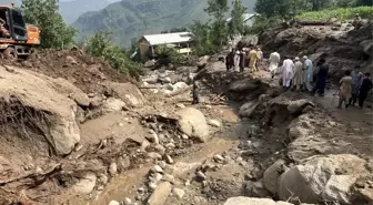 Pakistan'da Şiddetli Yağışlar Sonucu 307 Kişi Hayatını Kaybetti
