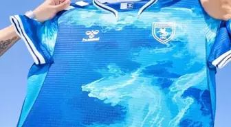 Samsunspor'un Atatürklü forması Atina'yı karıştırdı