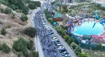 Tunceli'de Mamekifest Coşkusu: Motosikletlerle Doğa Turu ve Akrobasi Gösterileri